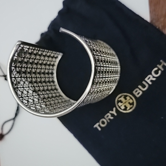 Tory Burch Intricate Silver Cuff Bracelet - Picture 4 of 12